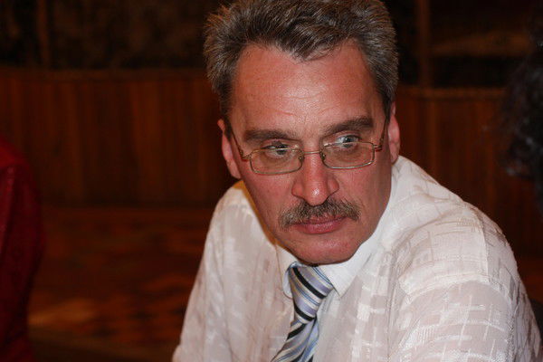 Александр Николаев