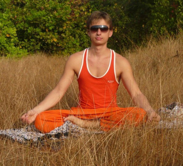 Артем Проскурин