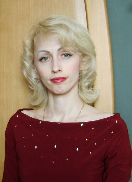 Галина Попова