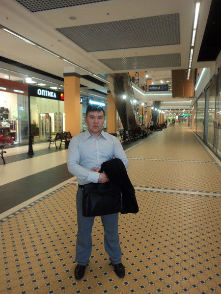 Санжар Баянов