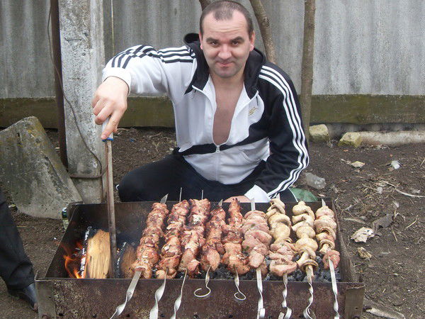 Руслан Котурлаш