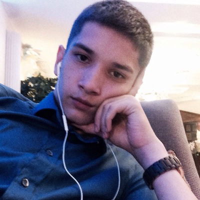 Коля Осколков