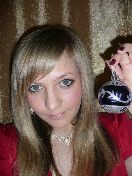 Оля Князева