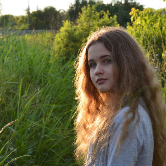 Яна Зефирова