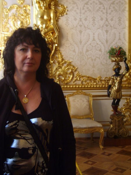 Елена Зверева