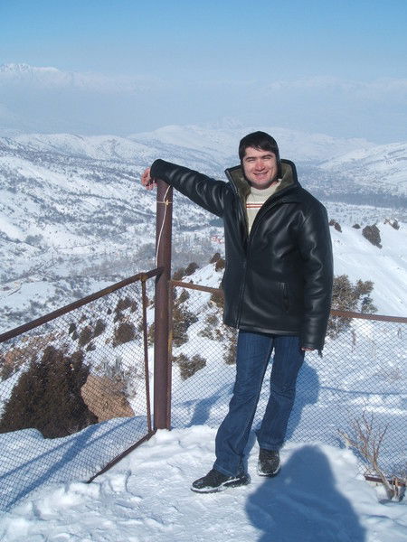 Алишер Ашуров