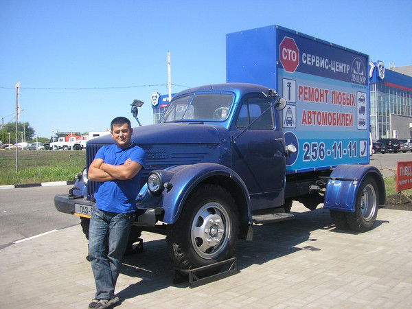 Алексей Петров