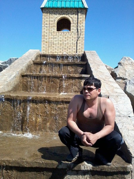 Хуршед Шукуров