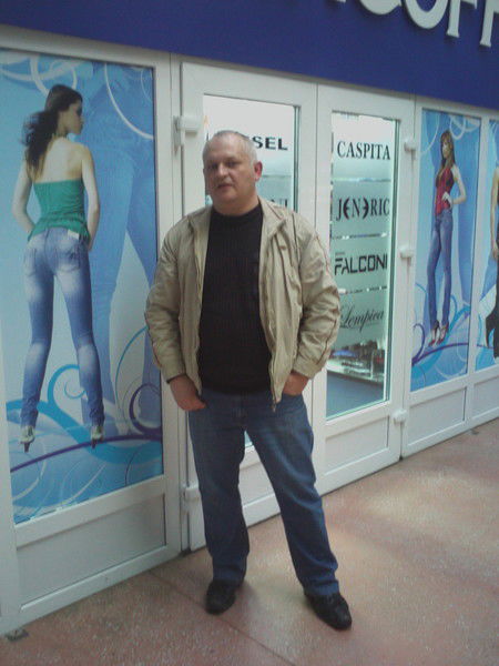 Александр Бурдин