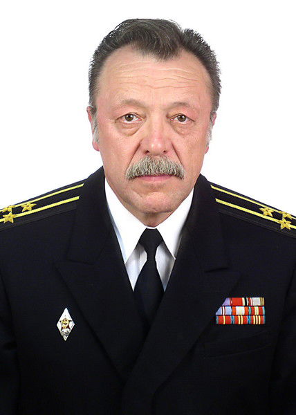 Александр Перов