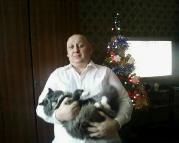 Саша Иванов