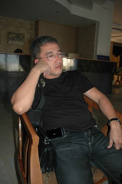 Oйбек Хасанов