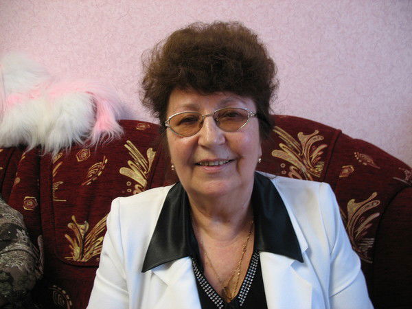 Лариса Синева