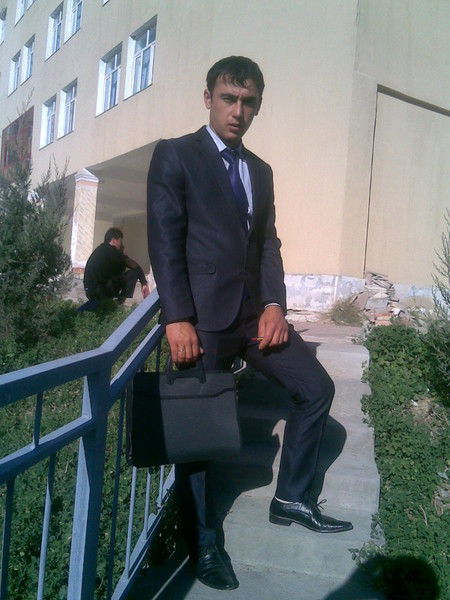 Илес Нурибоев