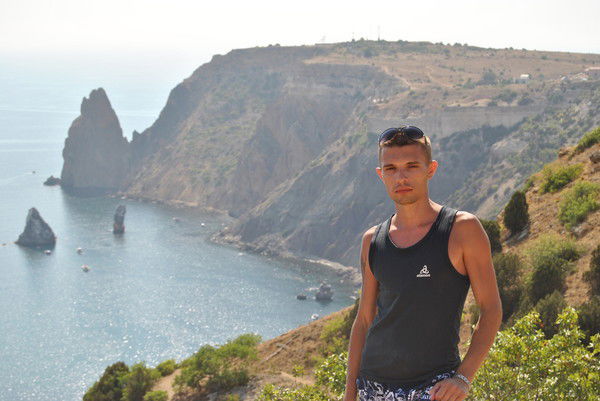 Евгений Захаров