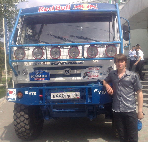 Роман Безуглый