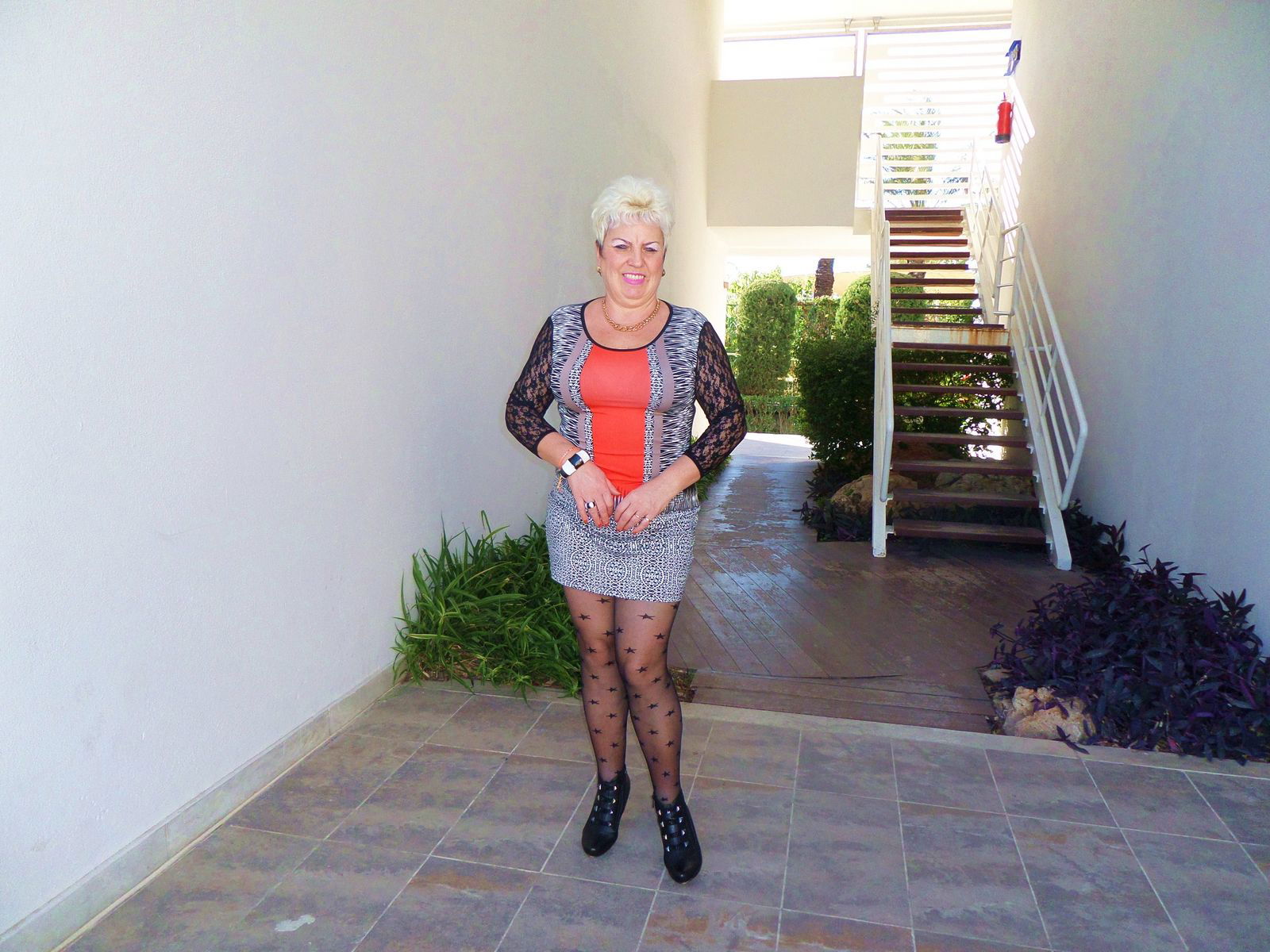 Надя Леонгард