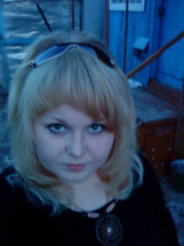 Оленька Колесникова