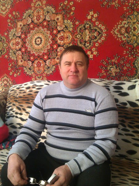 Владимир Акст