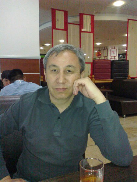 Азат Бердиев