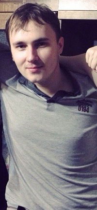 Олег Плотников