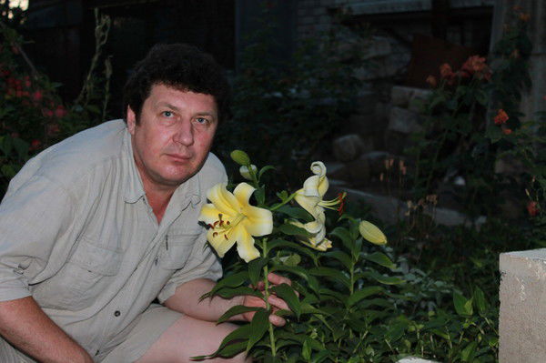 Юрий Юрков
