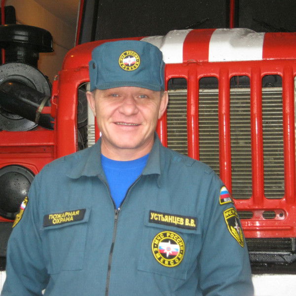 Виктор Устьянцев