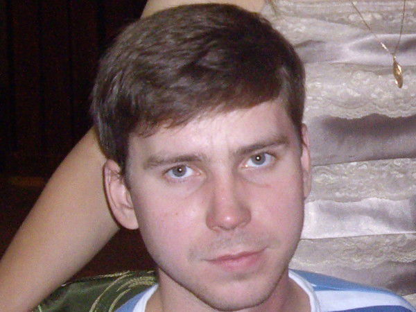 Александр Леонов