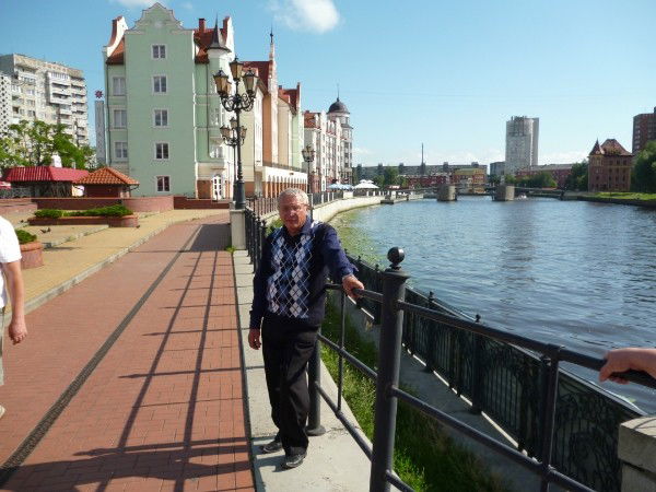 Анатолий Гайс