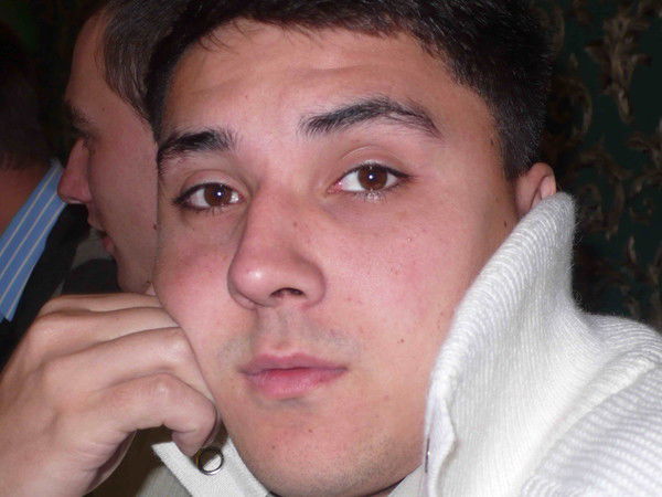 Владимир Петров