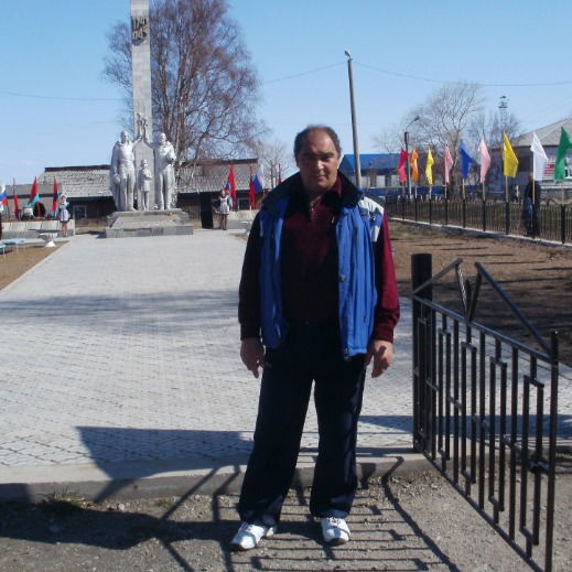 Юрий Звонцев