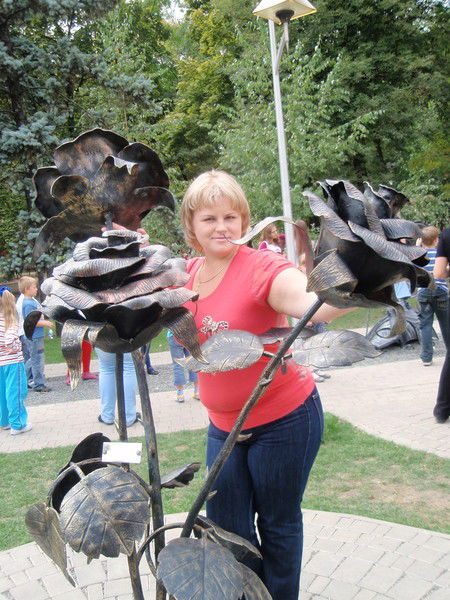 Анна Азарова