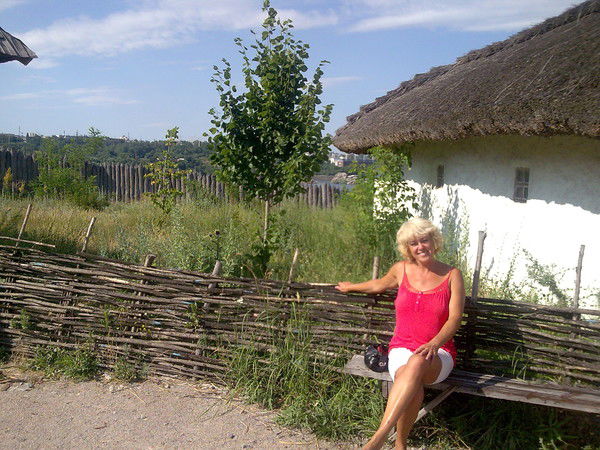 Светлана Локас