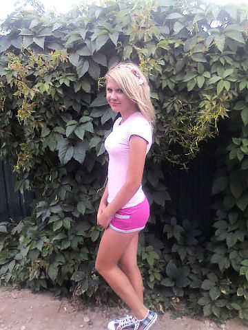 Аня Студникова