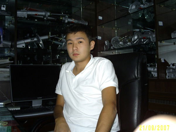 Дархан Исаев