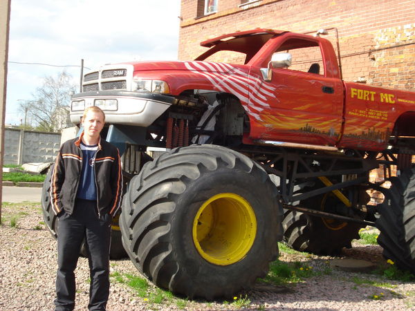 Александр Степанов