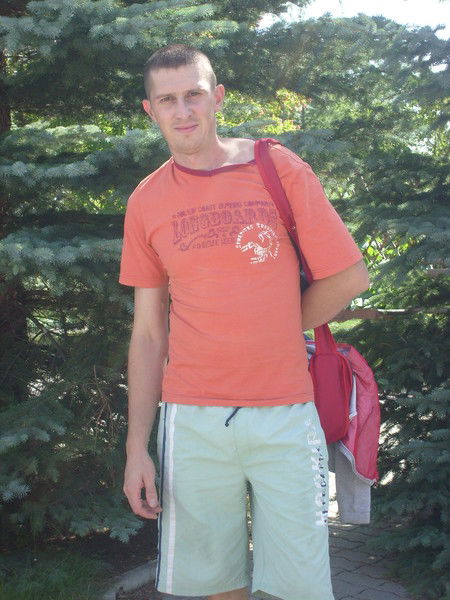 Антон Бахметов