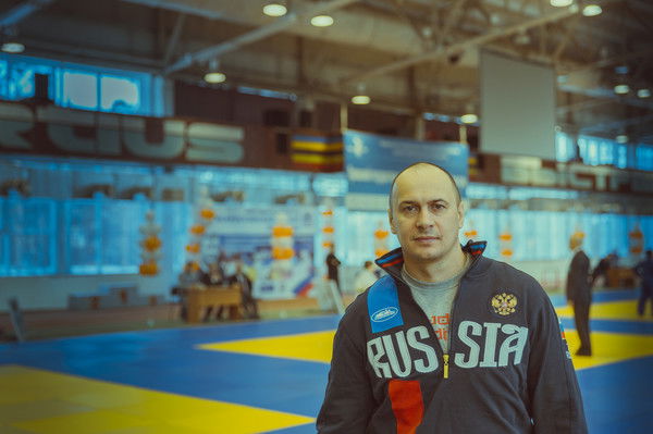 Сергей Николаев