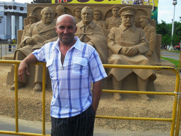 Александр Лактионов