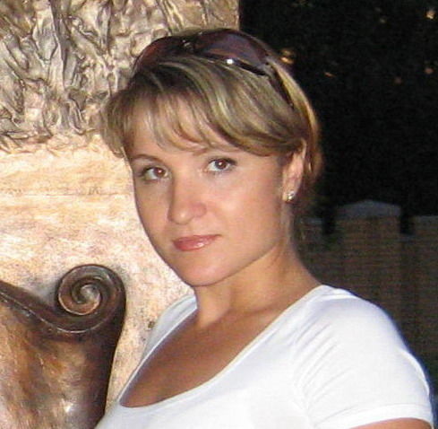 Алиса Попова