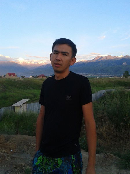 Марлен Калиакпаров