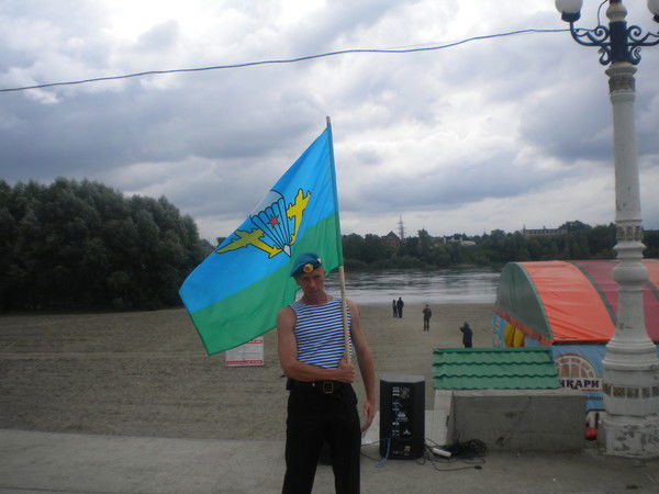 Александр Бондаренко