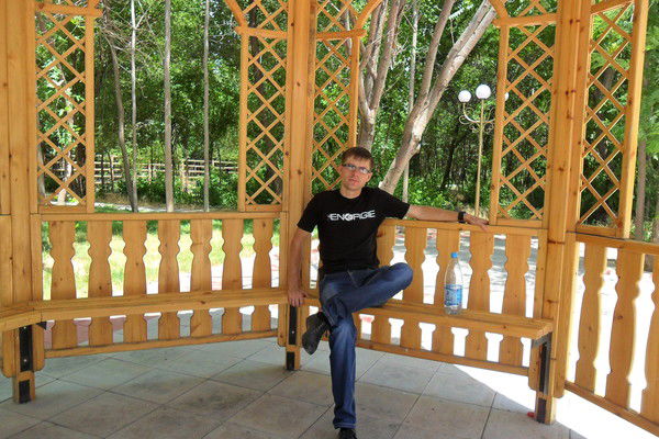 Денис Черников