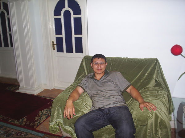 Ойбек Базаров