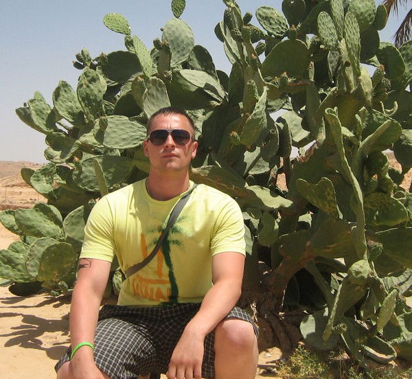 Айман Конов