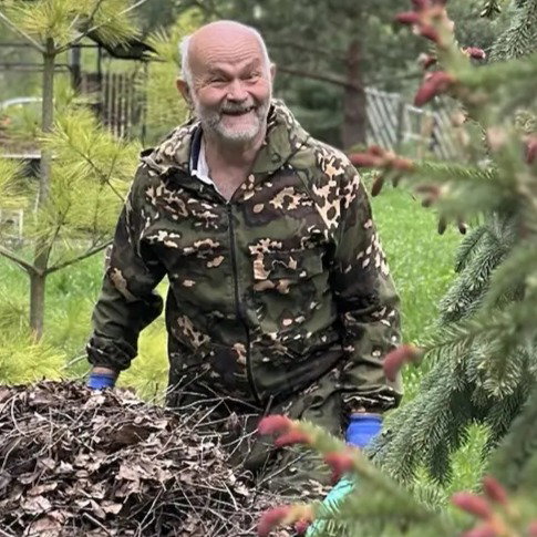 Александр Жданов