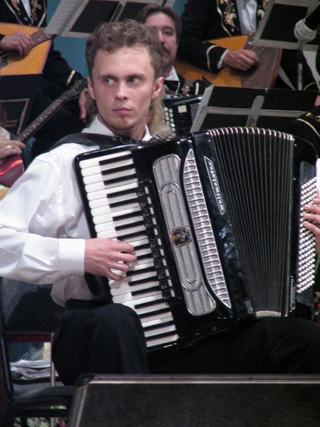 Андрей Лапин