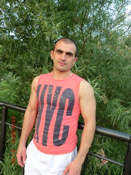 Армен Григорян