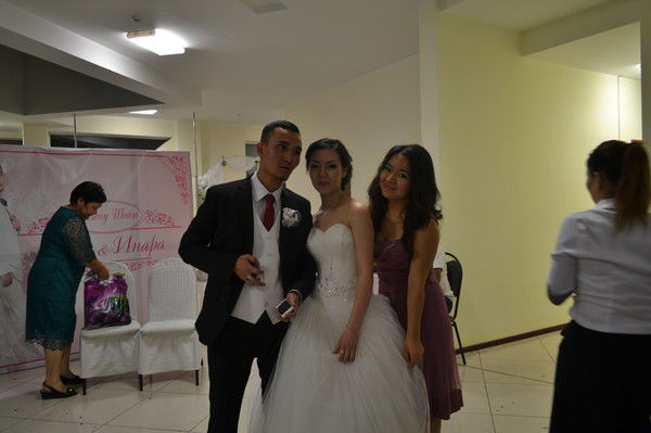 Зарина Айнекова