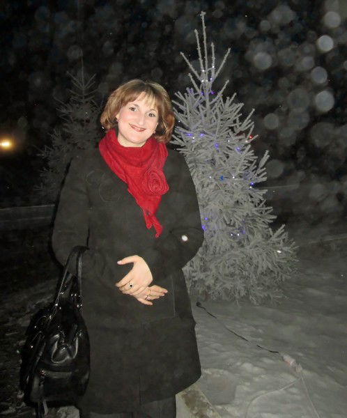 Анна Максимова